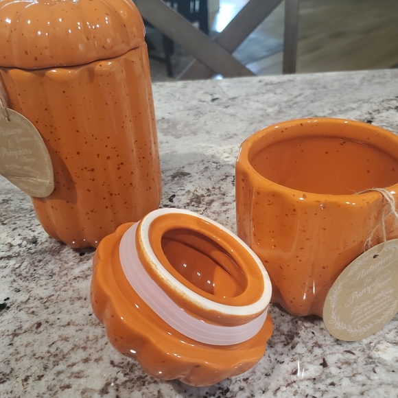 Gorgeous Pumpkin Canisters-NWT - Picture 7 of 8